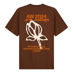 Arte Antwerp - Tulip Blooming Ideas T-Shirt