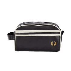 Fred Perry - Coated Polyester Wash Bag