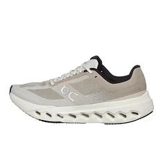 On - Cloudsurfer Next