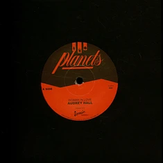 Audrey Hall - Woman In Love