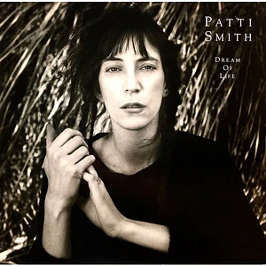 Patti Smith - Dream Of Life