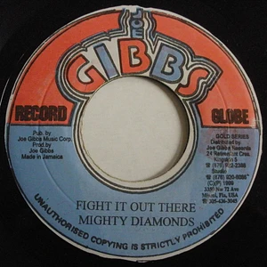 The Mighty Diamonds - Fight It Out There