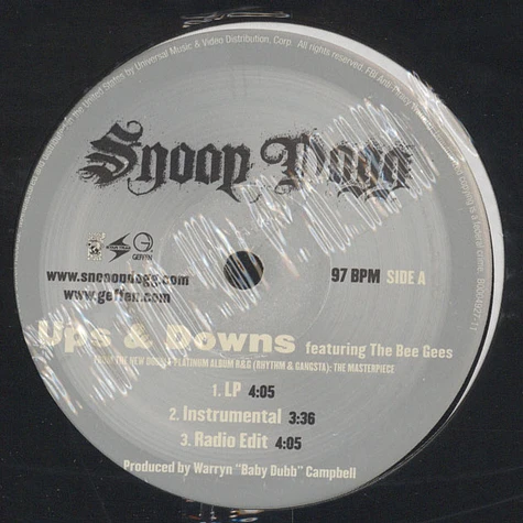 Snoop Dogg - Ups & downs feat. Bee Gees