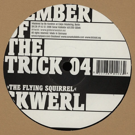 Skwerl - The flying squirrel