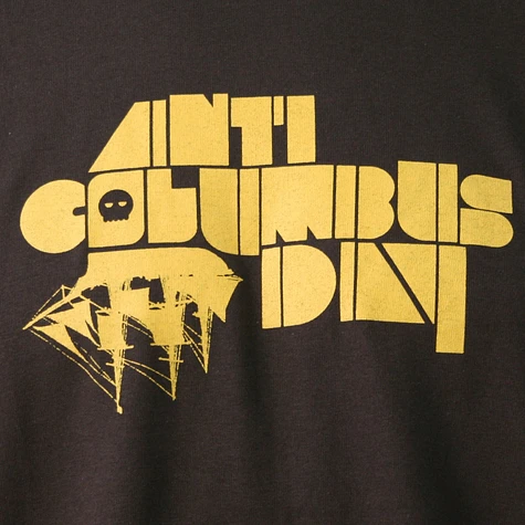Los Nativos - Anti columbus day T-Shirt