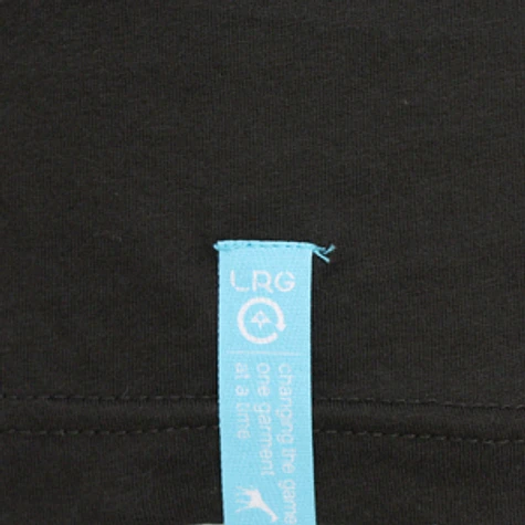 LRG - Floss for essence T-Shirt