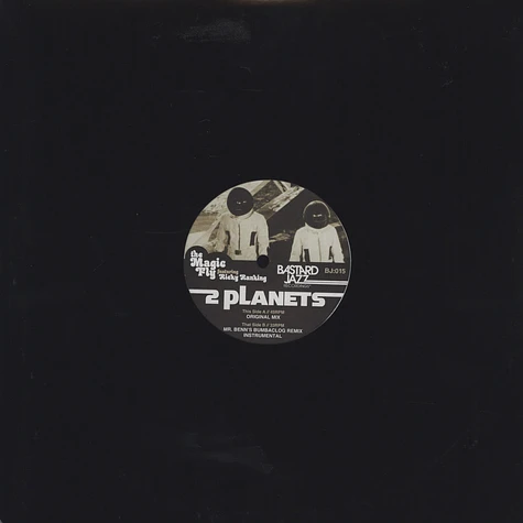 The Magic Fly - 2 Planets