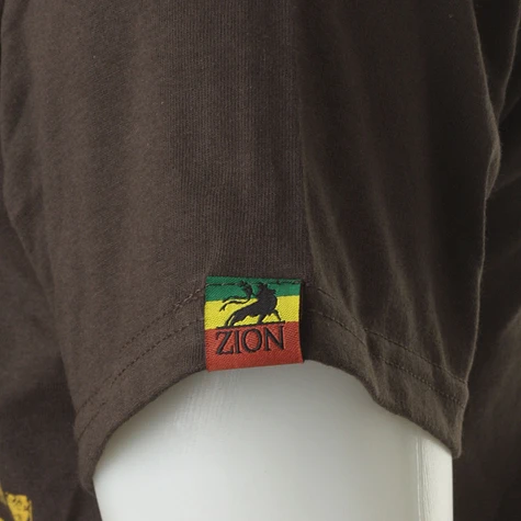 Zion Rootswear - Lion Star T-Shirt