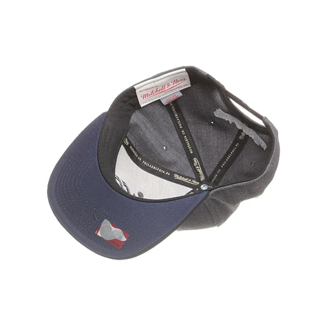 Mitchell & Ness - Georgetown University NCAA Arch W/Logo G2 Snapback Cap