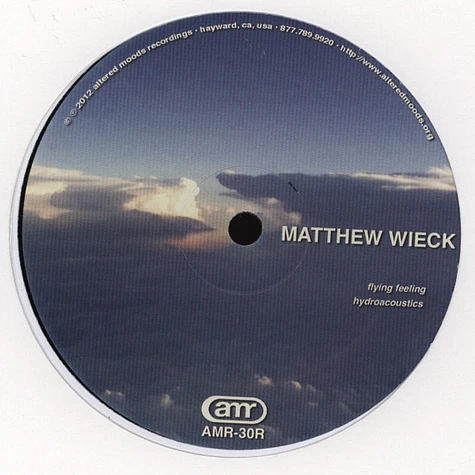 Matthew Wieck / Malcolm Moore - Flying Feeling