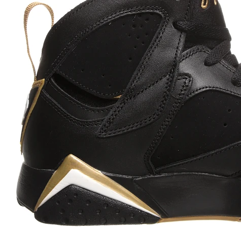 Jordan Brand - Air Jordan Golden Moments Pack