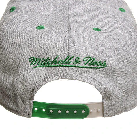 Mitchell & Ness - Boston Celtics NBA Dark Grey Road XL Snapback Cap