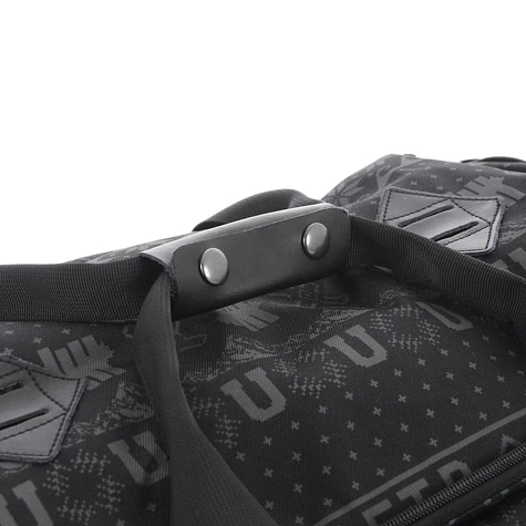 Undefeated - Ascender Duffle Bag