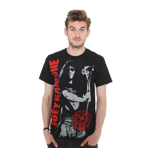 Joey Ramone - Joey Mic T-Shirt