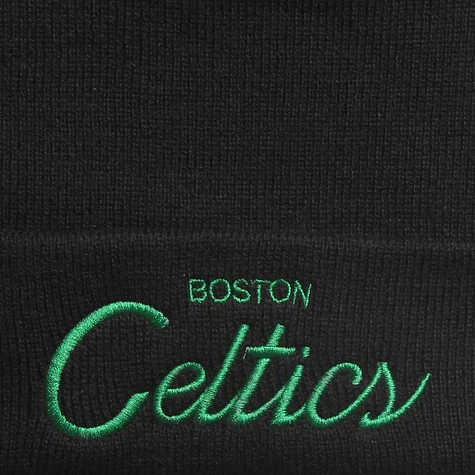 Mitchell & Ness - Boston Celtics NBA Cuffed Knit Beanie