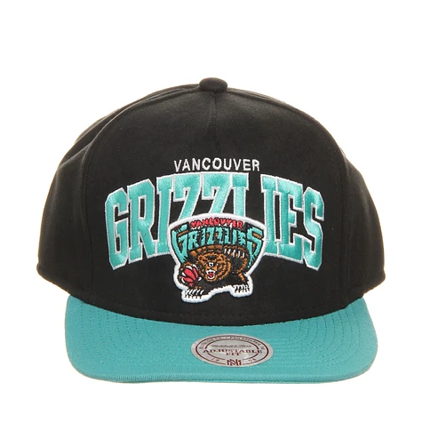 Mitchell & Ness - Vancouver Grizzlies NBA Arch Nubuk Snapback Cap