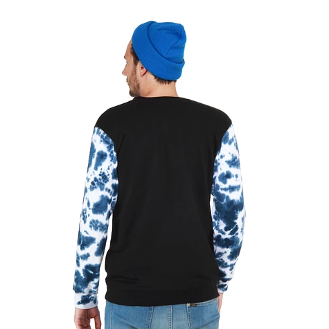Akomplice - Blue Dilation Sleeved Fleece Sweater