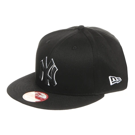 New Era - New York Yankees Black White Basic Snapback Cap