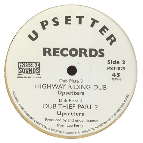 Lee Perry / Upsetters - Keep On Dubbing