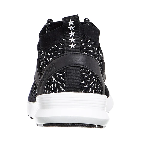 Reebok - Zoku Runner ULTK IS