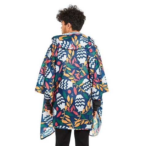 Parra - Still Life With Plants Rain Poncho