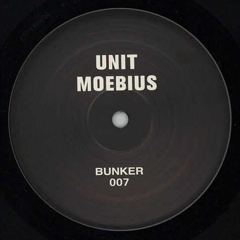 Unit Moebius - Bunker 007
