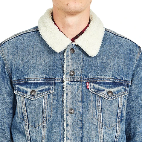 Levi's® - Type 3 Sherpa Trucker Jacket