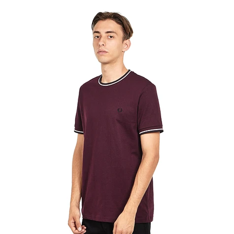 Fred Perry - Twin Tipped T-Shirt__ALT