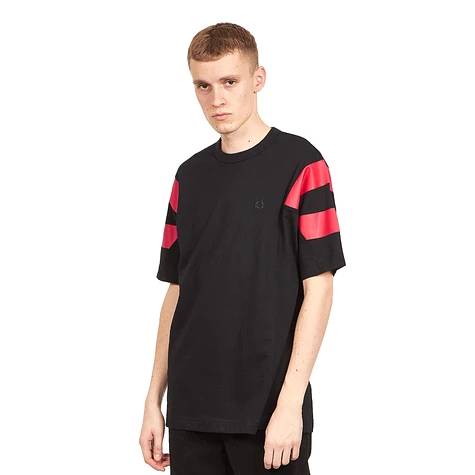 Fred Perry - Printed Sleeve Panel T-Shirt