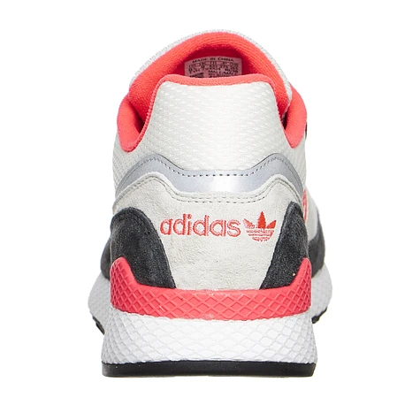 adidas - Ultra Tech