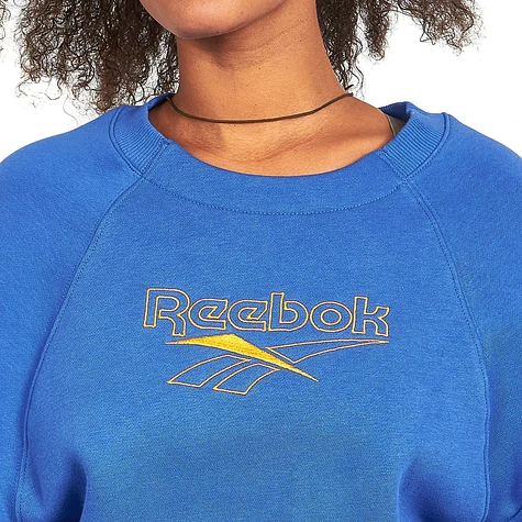 Reebok - Classic V Crew Sweater