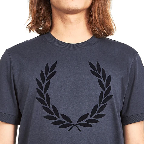 Fred Perry - Laurel Wreath Textured T-Shirt