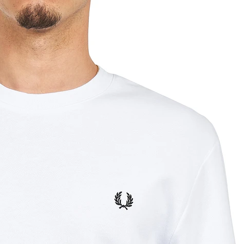 Fred Perry - Towelling Laurel Wreath Sweatshirt