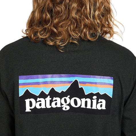 Patagonia - Long-Sleeved P-6 Logo Responsibili-Tee