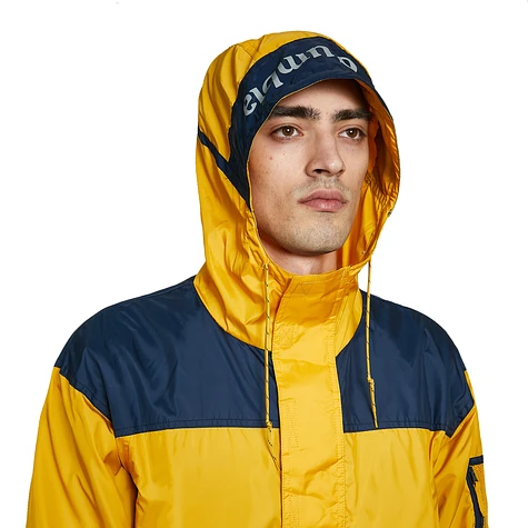 Columbia Sportswear - Challenger Windbreaker