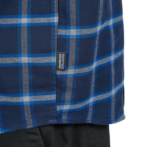 Patagonia - Lightweight Fjord Flannel Shirt