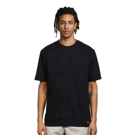 Carhartt WIP of Crew Black) (Pack 2) T-Shirt Standard - | Neck HHV + (Black
