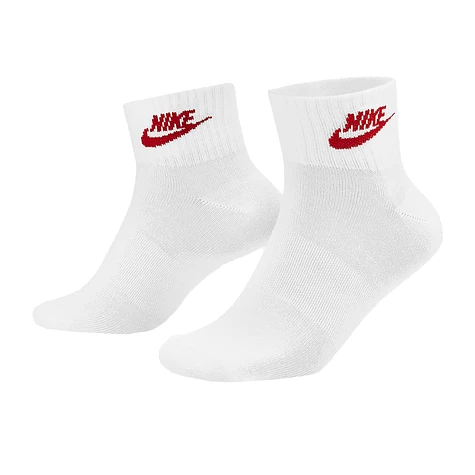 Nike - Everyday Essential Ankle Socks (Pack of 3)