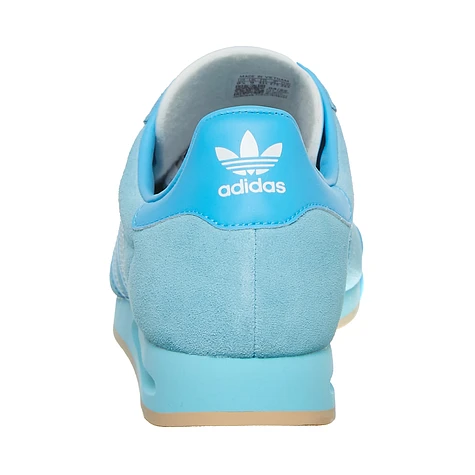 adidas - AS 520