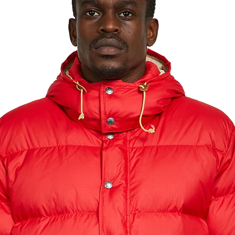 The North Face / Men's Printed 71 Sierra Down Short Jacket