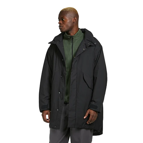 Goldwin - Gore-Tex Infinium Puffy Coat (Black) | HHV