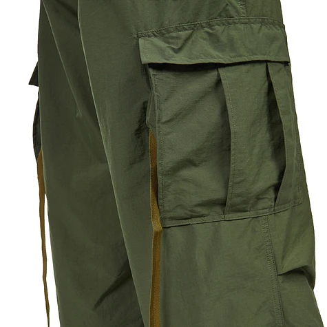 BEAMS PLUS: Green Drawstring Cargo Pants