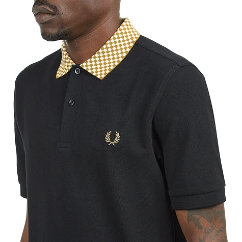 Fred Perry - Collar Detail Polo Shirt