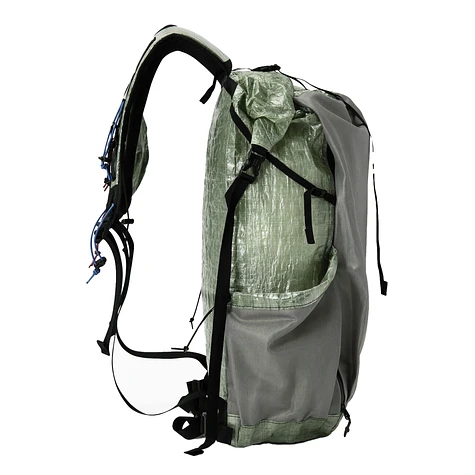 and wander - Dyneema Backpack