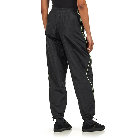 adidas - Loose Parachute Pant