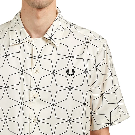 Fred Perry - Geometric Print Revere Collar