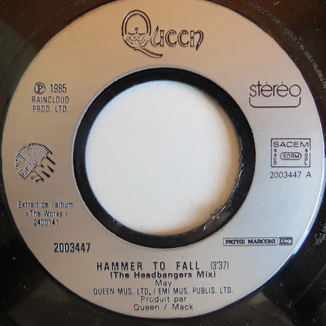 Queen - Hammer To Fall