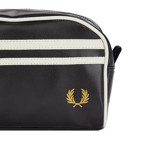 Fred Perry - Coated Polyester Wash Bag