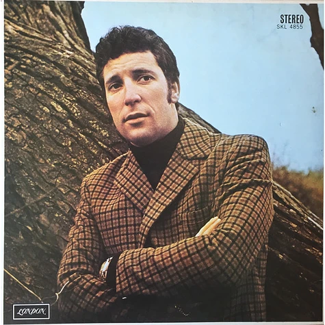 Tom Jones - Green, Green Grass Of Home