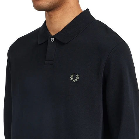 Fred Perry - Collared Sweatshirt